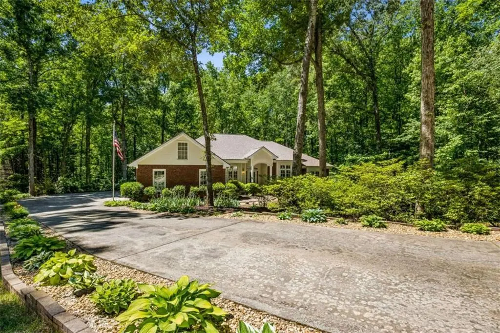 1072 Regency Park Drive, Braselton, GA 30517 - #1