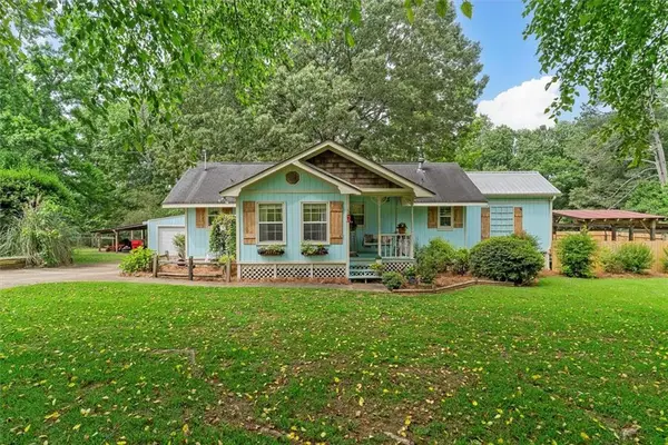 8669 Davis Street, Braselton, GA 30517
