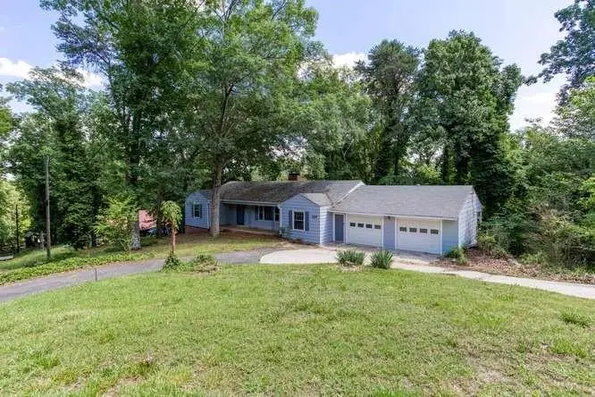 100 Ridgewood Drive, Rockmart, GA 30153 - #2