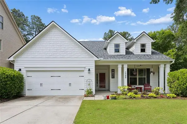 1725 Grand Oaks Drive, Woodstock, GA 30188
