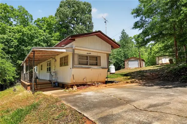 1513 Pine Valley Road, Gainesville, GA 30501