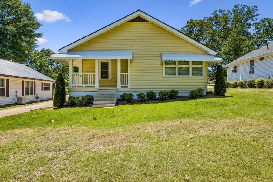 553 S Hill Street, Buford, GA 30518 - #2
