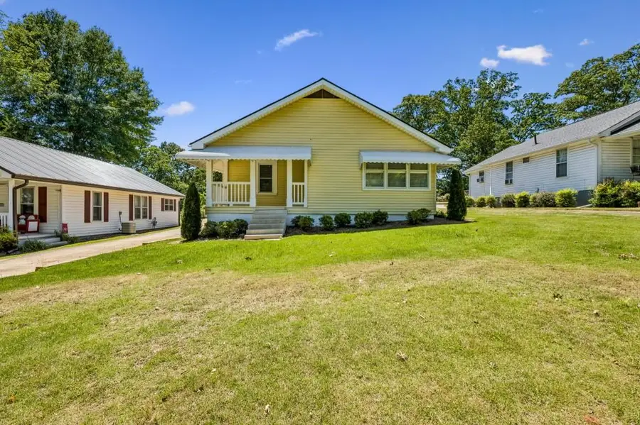 553 S Hill Street, Buford, GA 30518 - #3