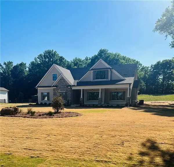 947 Lake Varner Drive, Covington, GA 30014