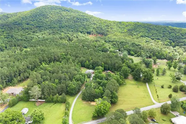 577 Everett Springs Road Sw, Calhoun, GA 30701