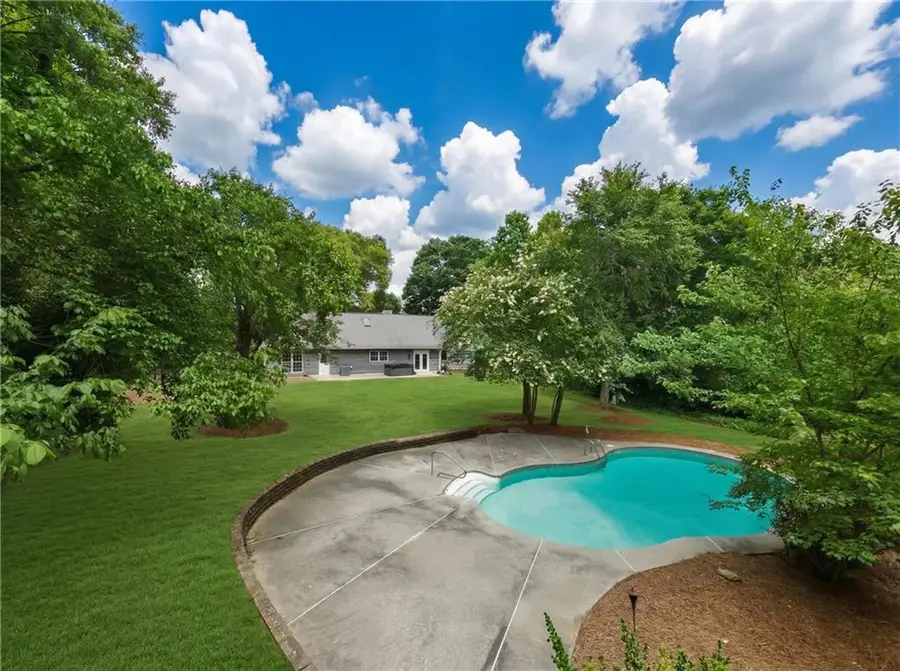 555 Saddle Creek Circle, Roswell, GA 30076 - #3