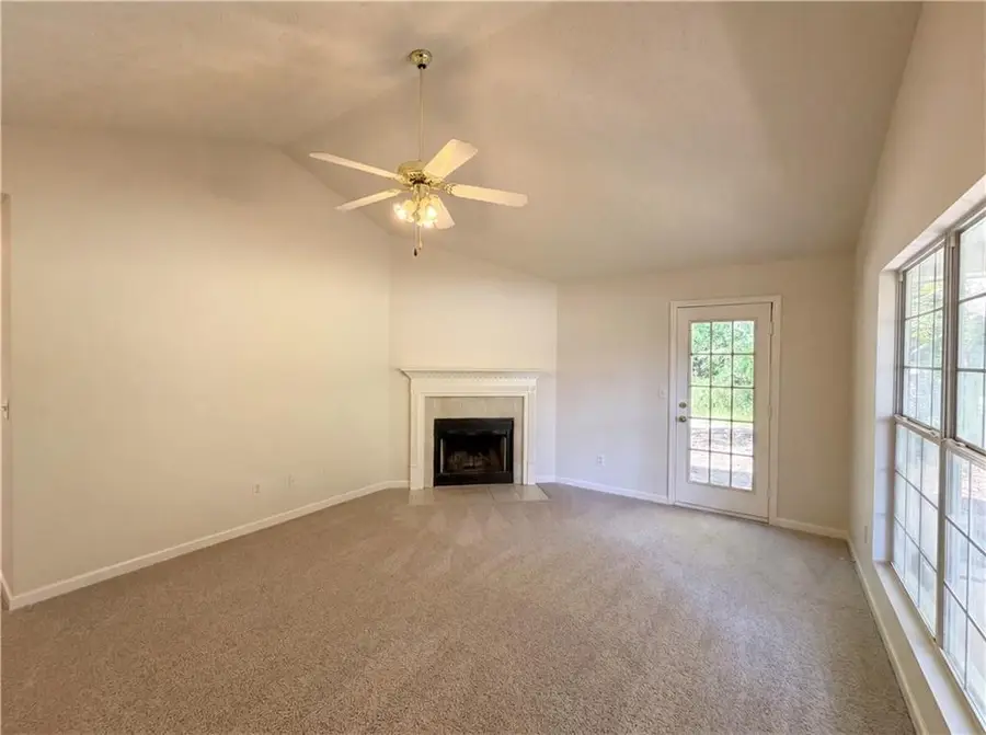 202 Bluff Court, Jackson, GA 30233 - #3