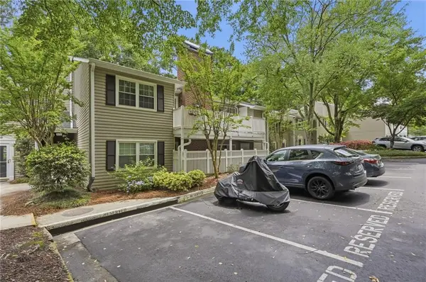 1750 Clairmont Road #11, Decatur, GA 30033