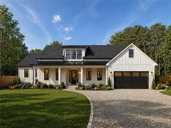 1748 Pucketts Drive, Lilburn, GA 30047