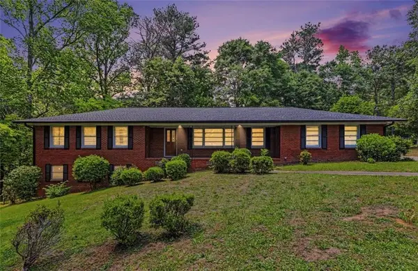 14 N Poplar Street, Fairburn, GA 30213