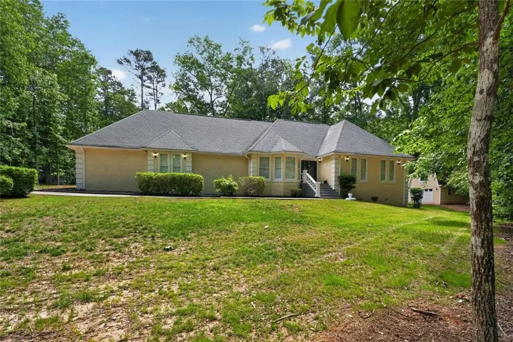 185 Courtland Drive, Fayetteville, GA 30215 - #1