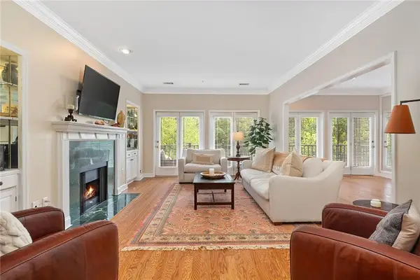28317 Plantation Drive Ne, Atlanta, GA 30324