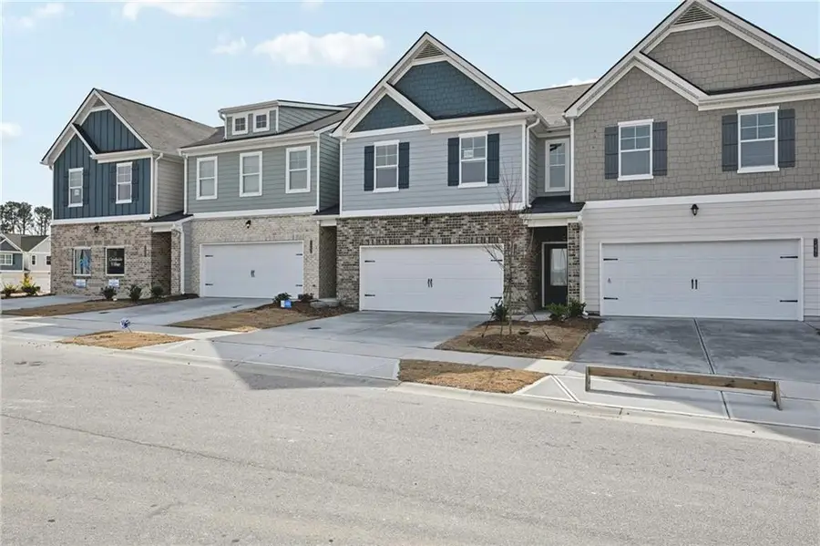7447 Knoll Hollow Road, Lithonia, GA 30058 - #2