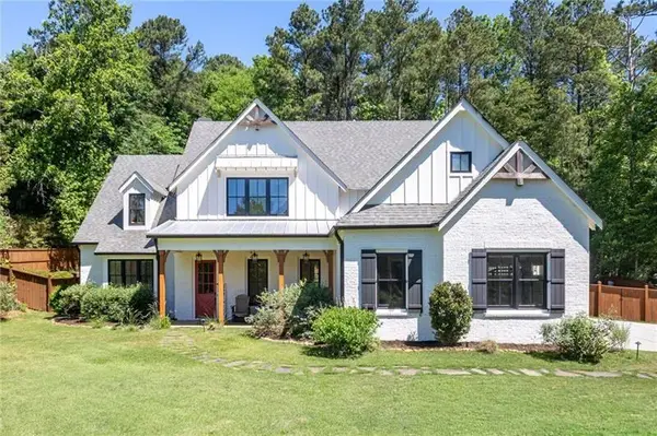 1009 Davenport Circle, Powder Springs, GA 30127