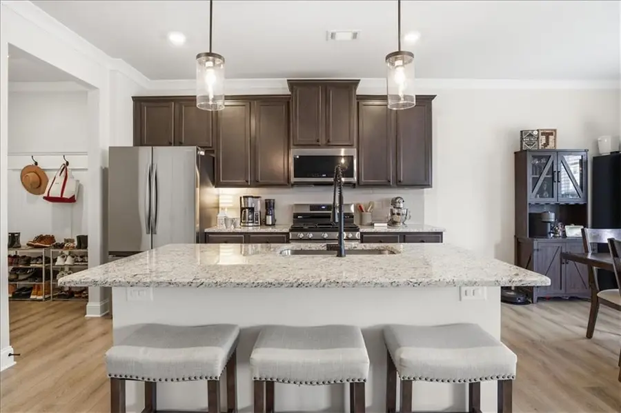 4231 Portsbrook Avenue, Snellville, GA 30039 - #2