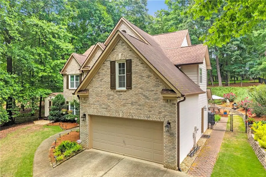 5724 Newberry Point Drive, Flowery Branch, GA 30542 - #2