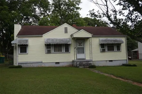 829 Warren Drive, Forest Park, GA 30297