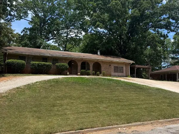 2556 Williamsburg Drive, Decatur, GA 30034