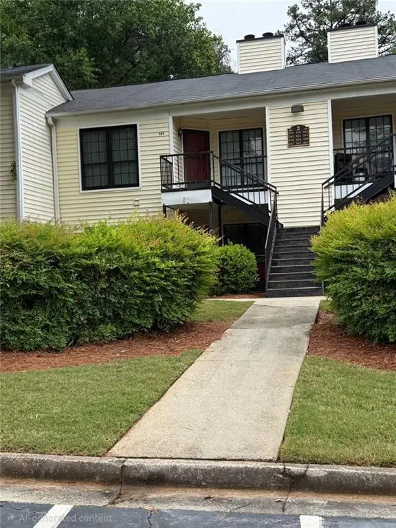 555 Windchase Lane, Stone Mountain, GA 30083 - #2