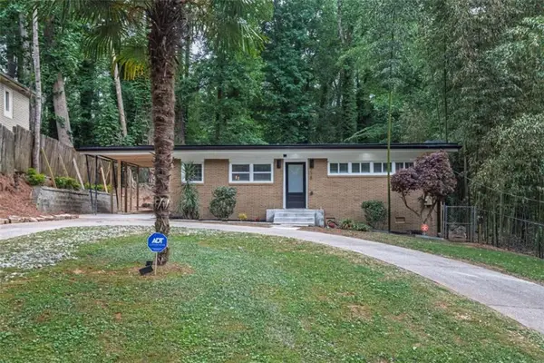 2781 Rollingwood Lane, Atlanta, GA 30316