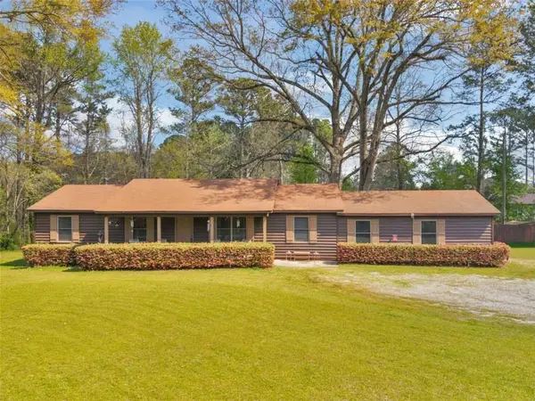 2037 Hampton Locust Grove Road, Locust Grove, GA 30248