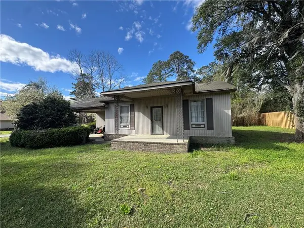 1761 Grove Point Road, Savannah, GA 31419