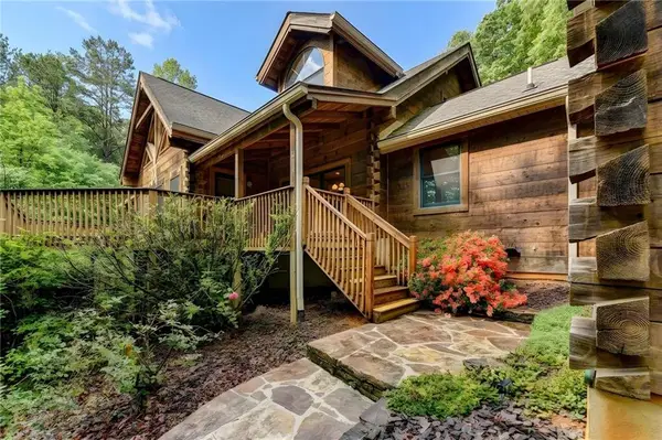 82 Walnut Grove Lane, Tiger, GA 30576