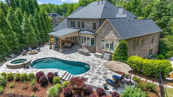 350 Dewpoint Lane, Johns Creek, GA 30022