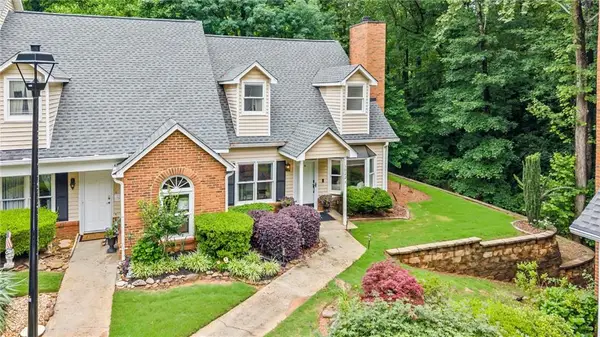 1022 Sasha Lane, Roswell, GA 30075