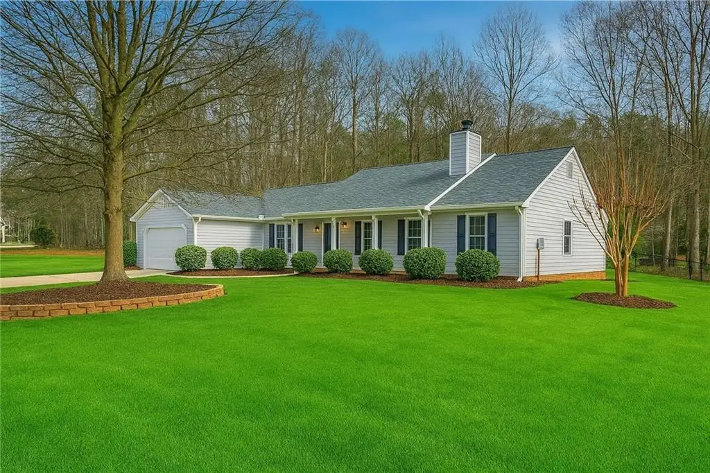 1374 Lance Circle, Winder, GA 30680 - #1