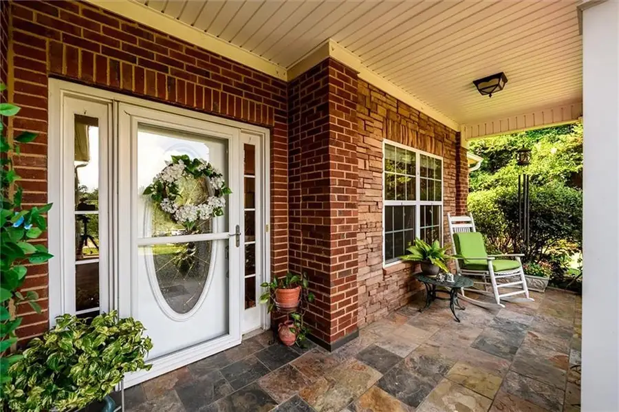 9390 Resort Circle, Gainesville, GA 30506 - #2