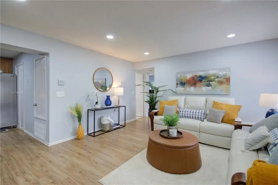 2657 Lenox Road Ne #P-213, Atlanta, GA 30324 - #3