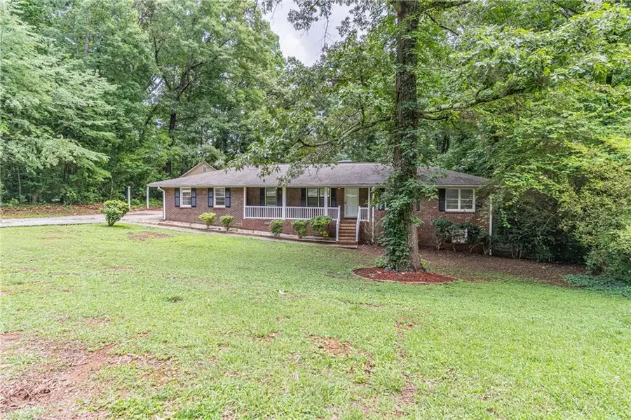 5022 Green Oak Drive Sw, Lilburn, GA 30047 - #2