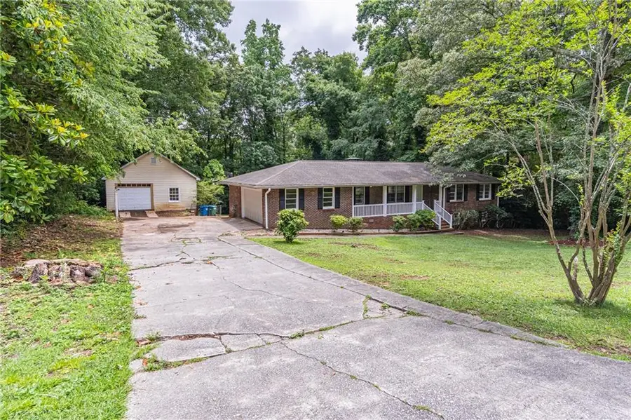 5022 Green Oak Drive Sw, Lilburn, GA 30047 - #3