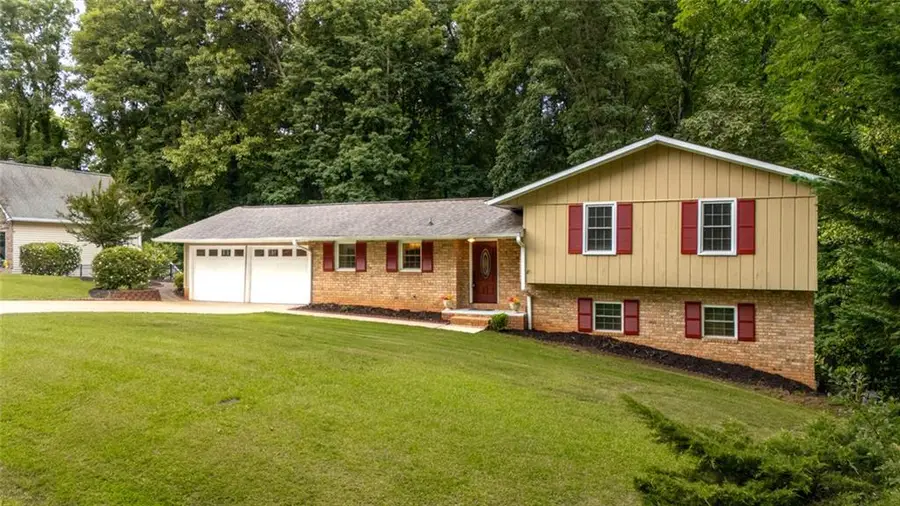 3135 Granada Way, Gainesville, GA 30506 - #3