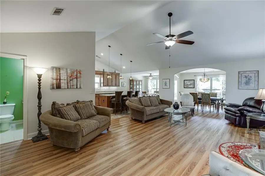 810 Brandon Drive, Winder, GA 30680 - #3