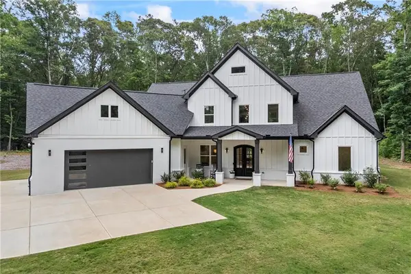 126 Elmwood Road, Hoschton, GA 30548