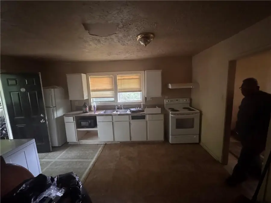 2173 Castlewood Street, East Point, GA 30334 - #3