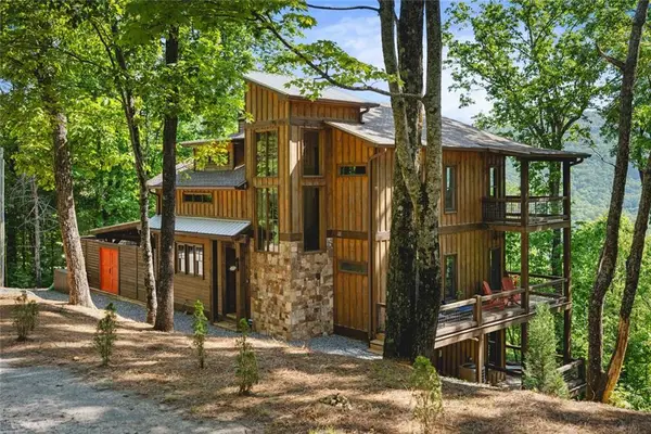 114 Amy Creek Circle, Ellijay, GA 30540