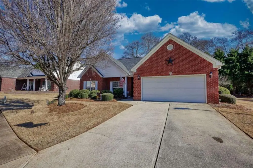 339 Crossroads Drive, Social Circle, GA 30025 - #1