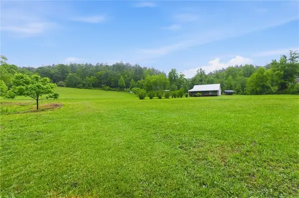 6924 Warwoman Road, Clayton, GA 30525
