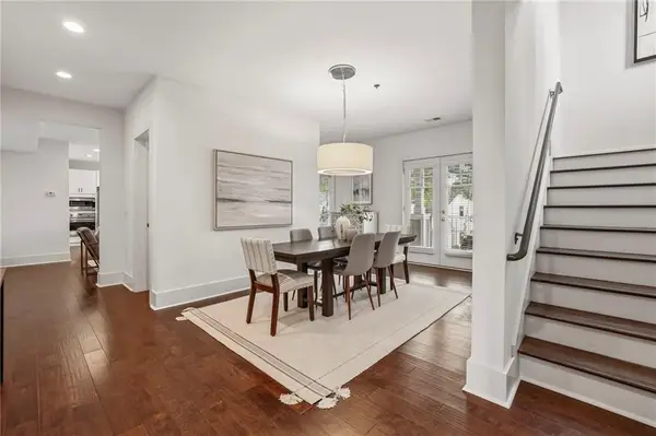 301 Canton Way, Roswell, GA 30075