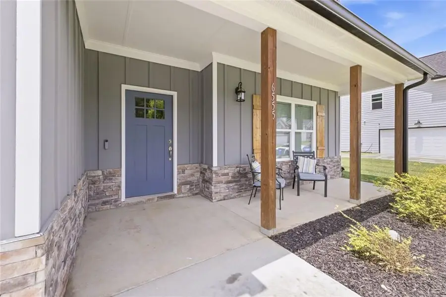 6555 River Station Drive, Lula, GA 30554 - #2