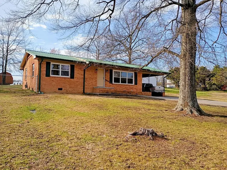 609 S 4th Avenue, Chatsworth, GA 30705 - #2