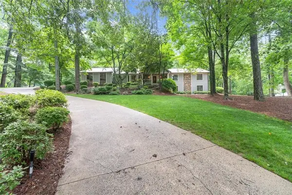 2125 Double Creek Lane, Alpharetta, GA 30004