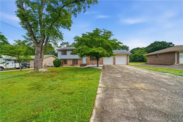 930 Cochise Trail Se, Conyers, GA 30094