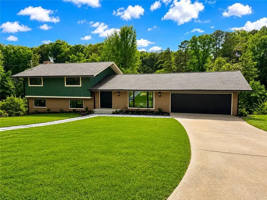 4255 Glenda Drive, College Park, GA 30337 - #2