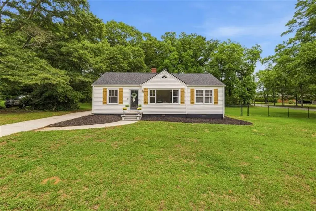 186 S Forest Avenue S, Social Circle, GA 30025 - #1