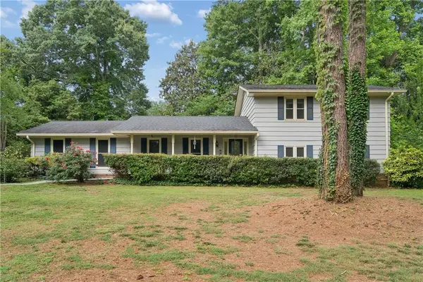 441 Village Green Court Sw, Lilburn, GA 30047