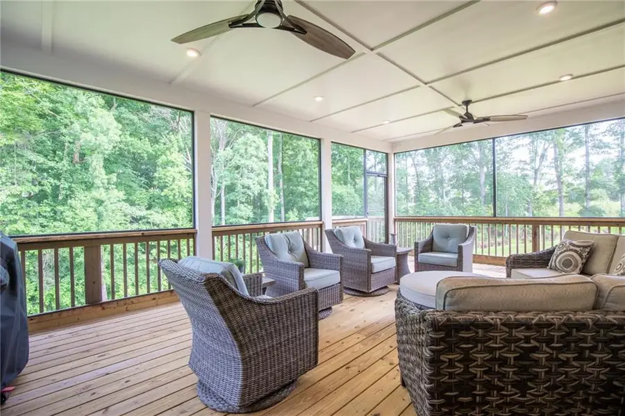 386 Kentucky Court, Hoschton, GA 30548 - #2